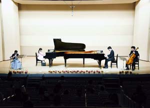 ピアノコンサート パパと一緒に「ベートーヴェン・ロマンス」